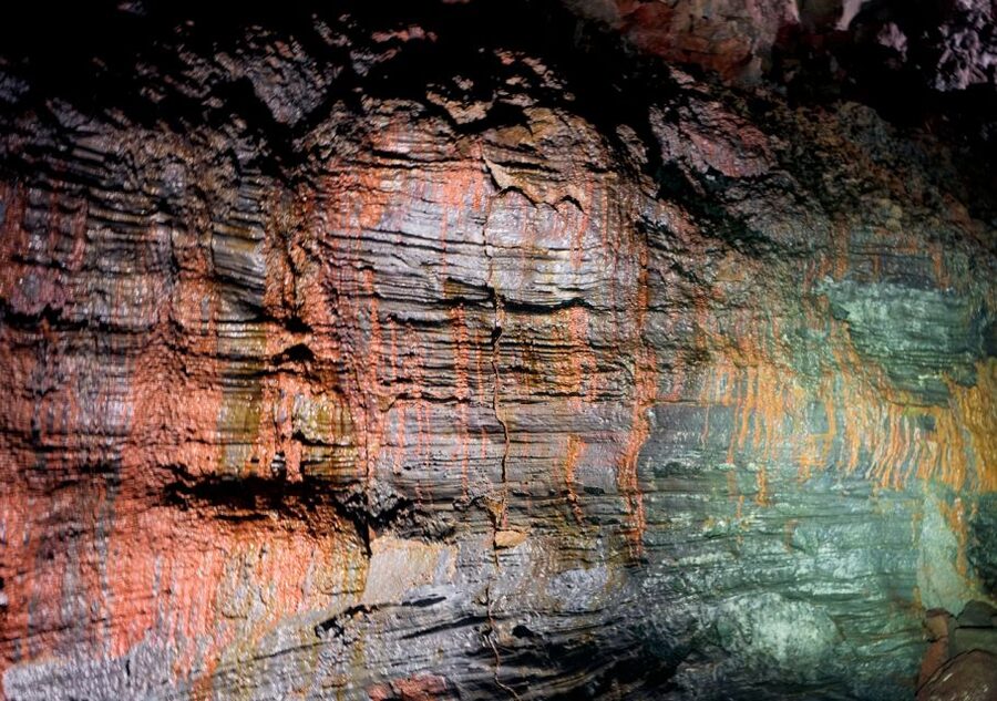 From Reykjavik: Golden Circle and Lava Caving Adventure - The morning pickup and drive to Raufarhólshellir