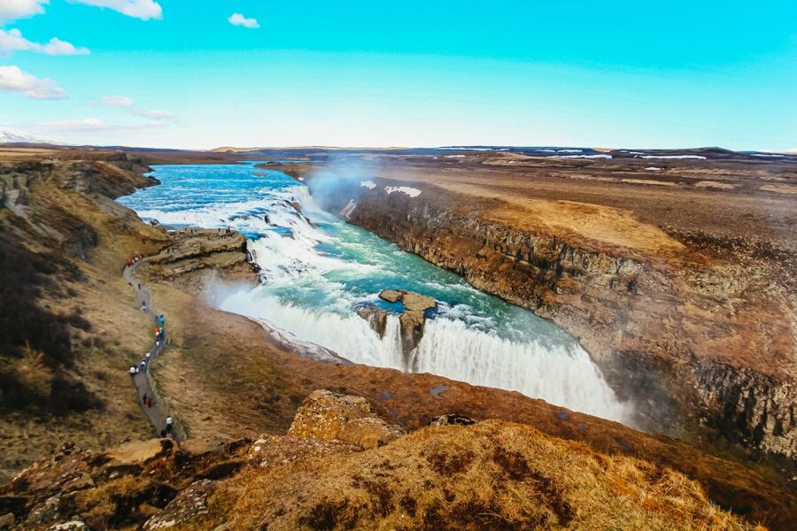 From Reykjavik: Golden Circle and Northern Lights Combo - The guide can make the long drives worthwhile