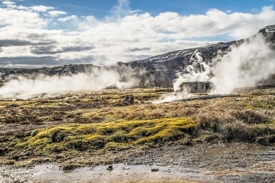 From Reykjavik: Golden Circle, Kerid, & Secret Lagoon Tour - Geysir and Strokkur: geothermal power on a schedule