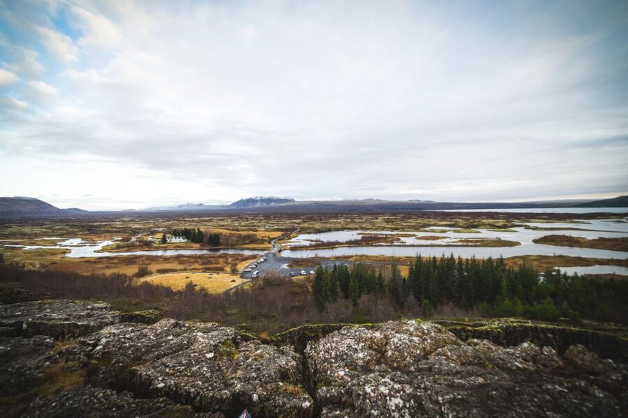 From Reykjavík: Golden Circle & Northern Lights Combo - One long winter day, two very different Iceland outings