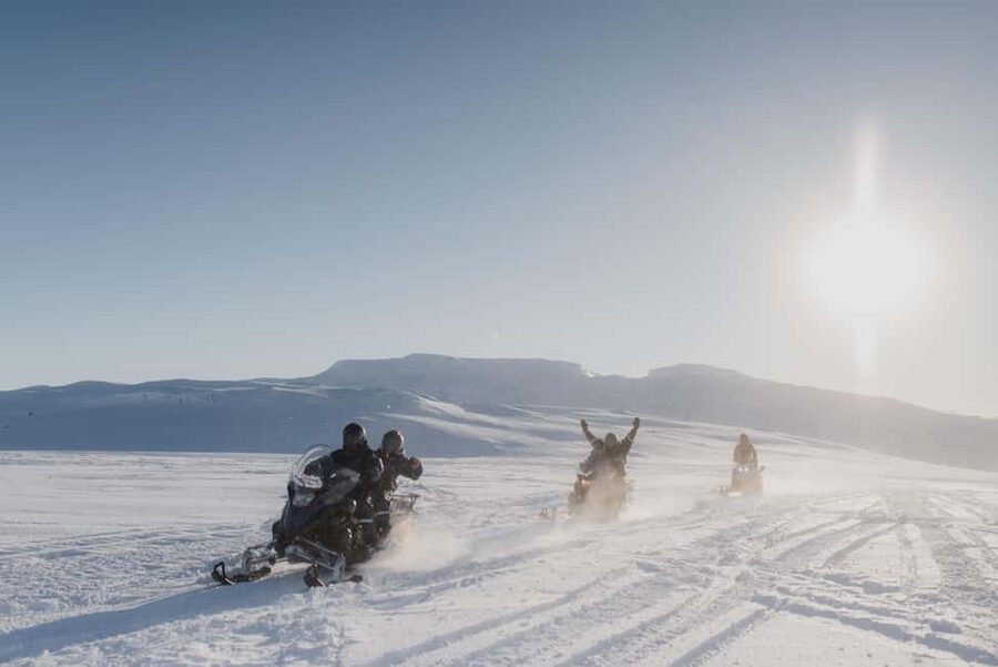 From Reykjavik: Golden Circle Super Jeep & Snowmobiling Tour - One hour on a snowmobile across Langjökull