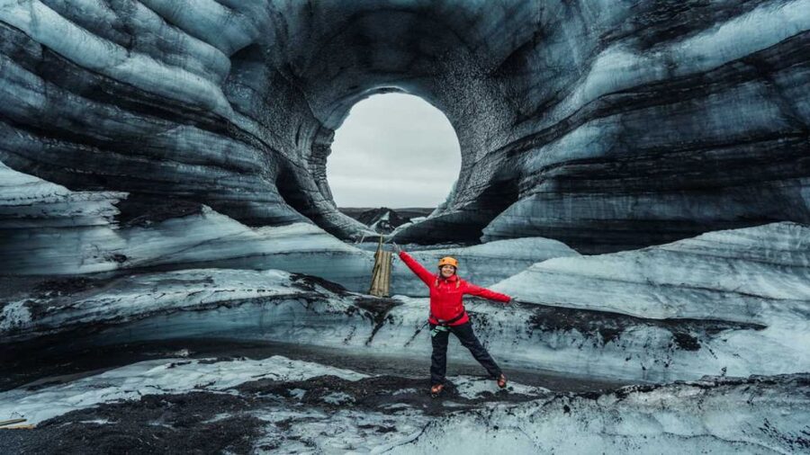From Reykjavík: Katla Ice Cave and South Coast Tour - The long road south from Reykjavík