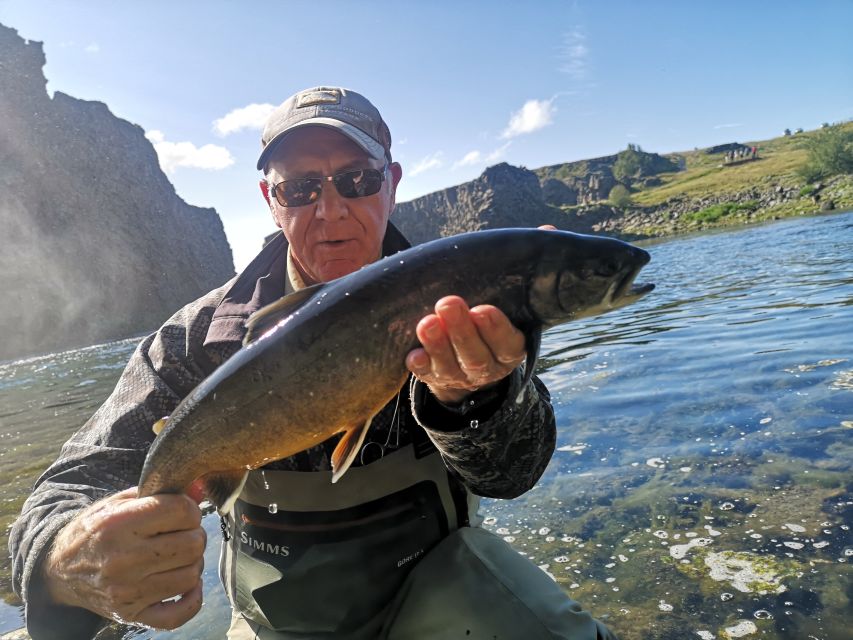 From Reykjavik: Lake and River Fishing Tour - Leaving Reykjavik for Thingvellir
