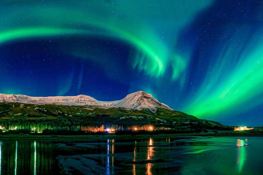 From Reykjavik: Northern Lights Chase with Expert Guide - Leaving Reykjavik for a moving target