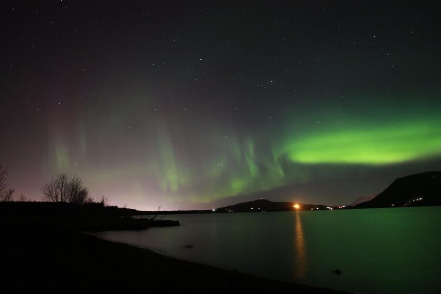 From Reykjavik: Northern Lights Hunt Super Jeep Tour - Warm clothing is not optional
