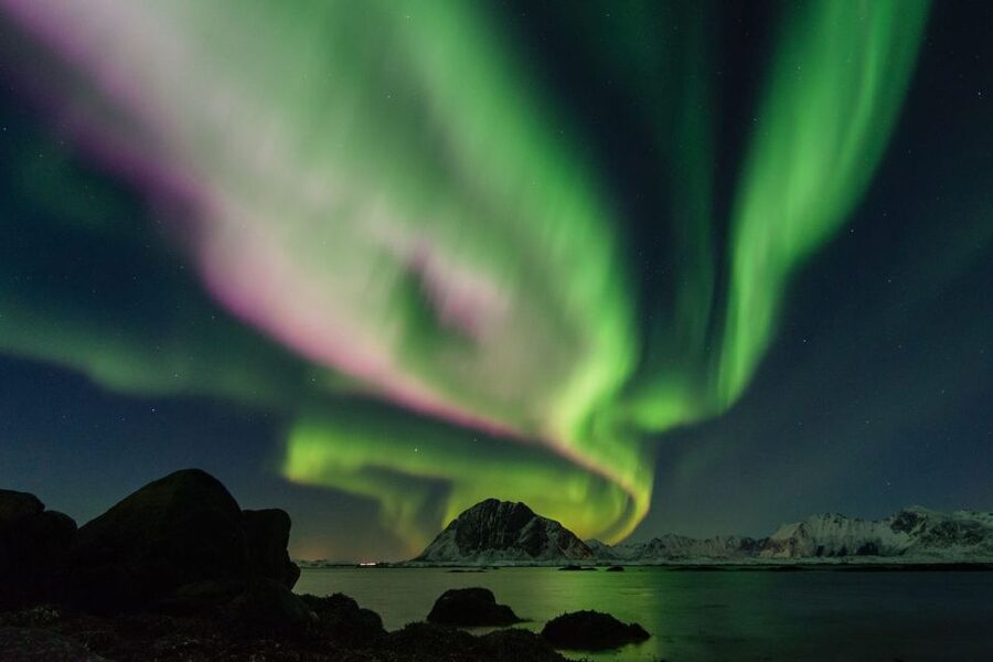 From Reykjavik: Northern Lights Sightseeing Cruise - Small details that improve the night