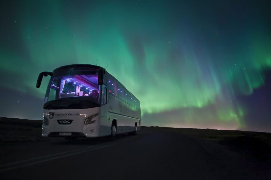 From Reykjavik: Northern Lights Tour - What to wear for the outdoor wait