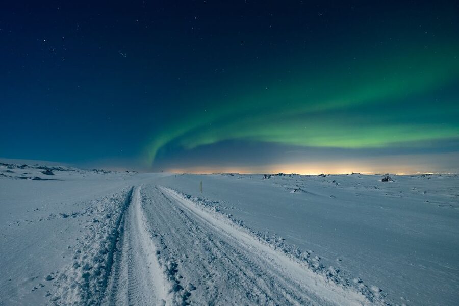 From Reykjavik: Northern Lights Tour with Lifetime Guarantee - How the guides handle changing conditions