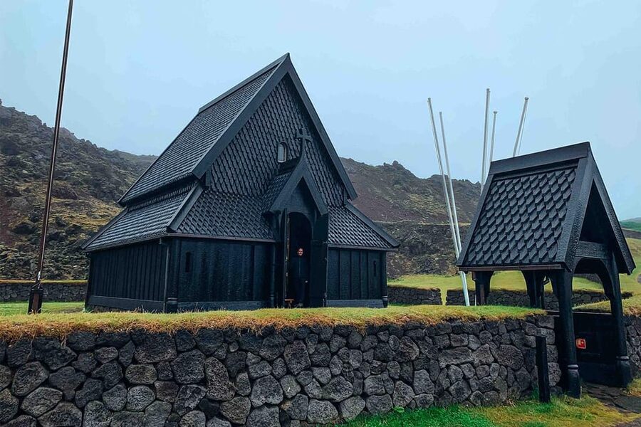 From Reykjavik: Puffin and Volcano Tour in Westman Islands - Why Vestmannaeyjar is worth a full day