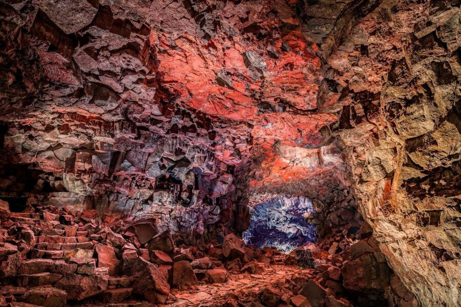 From Reykjavik: Raufarhólshellir Lava Tunnel by Bus - The moment the lights go out