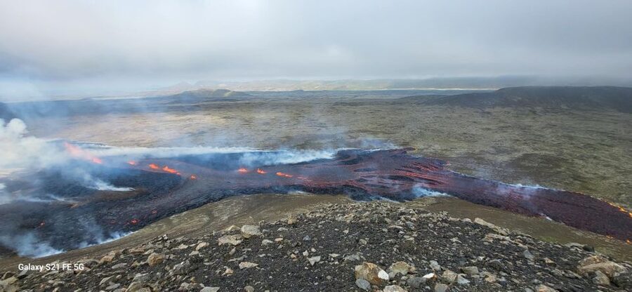 From Reykjavik: Reykjanes Geopark Tour and Sky Lagoon Visit - Crossing the Bridge Between Continents