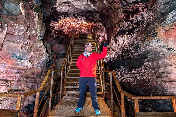 From Reykjavík: The Lava Tunnel tour with Round-trip Transfer - Should you book Raufarhólshellir?