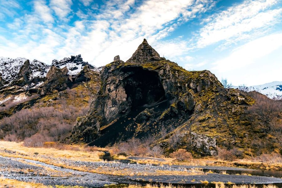 From Rvk: Private Day-Tour to Thorsmork with Mountain Hike - The 90-minute hike on Valahnúkur