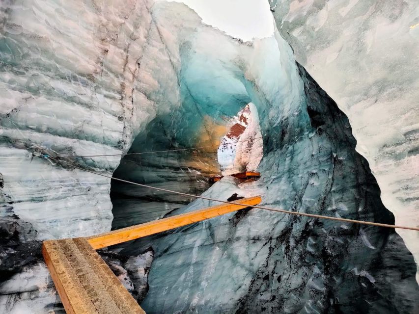 From Vik: Myrdalsjokull glacier and Katla Ice Cave Tour - Practical details for a smoother visit