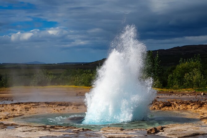 Full-Day Golden Circle Private Tour from Reykjavík - Geysir: steam, heat, and sudden eruptions