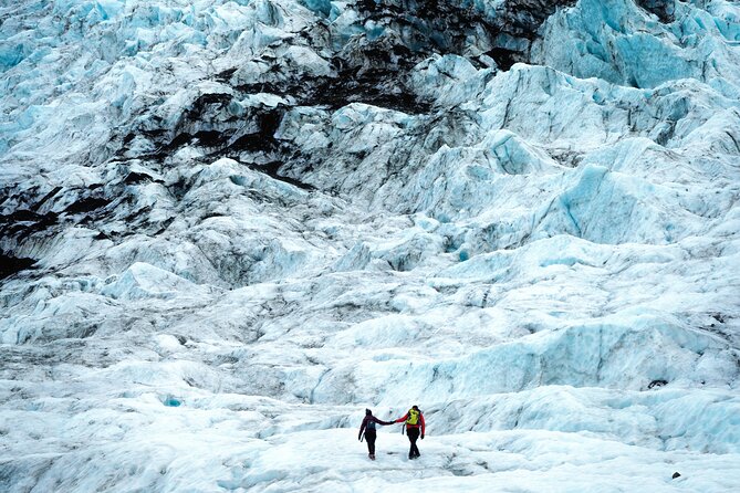 Glacier and Ice Cave Private Photoshoot - 15 Shot Photo Package - Lunch on the ice and a planned sunset