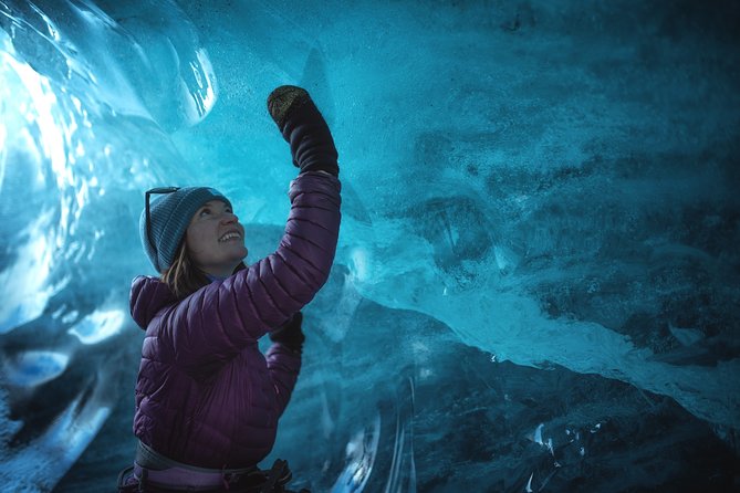 Glacier and Ice Cave Private Photoshoot - 15 Shot Photo Package - Why the private group format matters