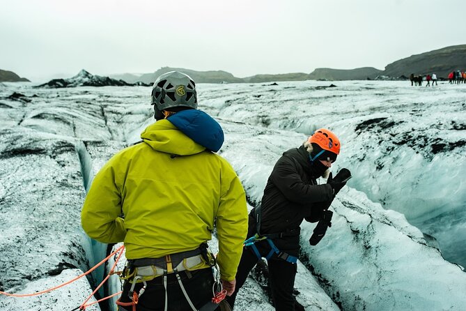 Glacier Hike at Solheimajokull in Small Group (6 pers max) - Who should book this glacier hike