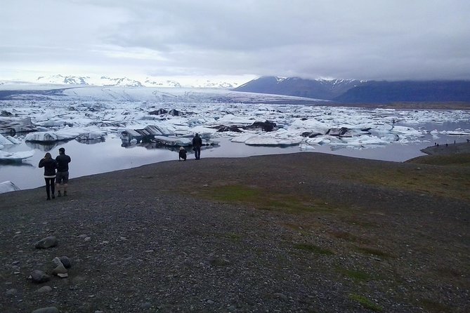 Glacier Lagoon Private Tour with Private Zodiac boat ride on the Iceberg Lagoon - Diamond Beach shows where the ice ends up