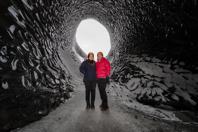 Glacier lagoon tour - Price, accommodation, and what you actually receive