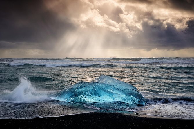 Glacier lagoon tour - South Coast stops with time to work