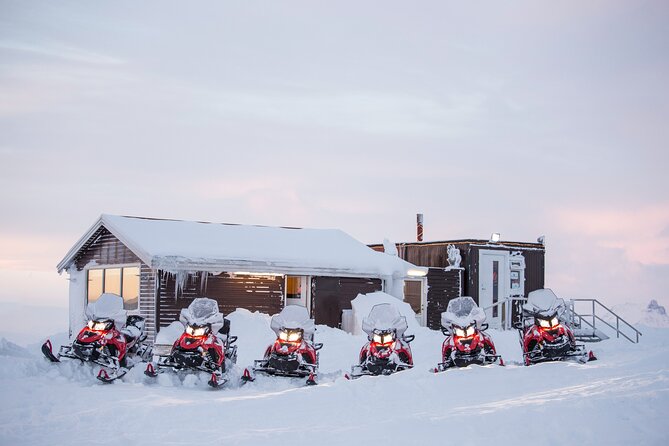Glacier Snowmobiling from Reykjavik - The Super Jeep ride toward the ice