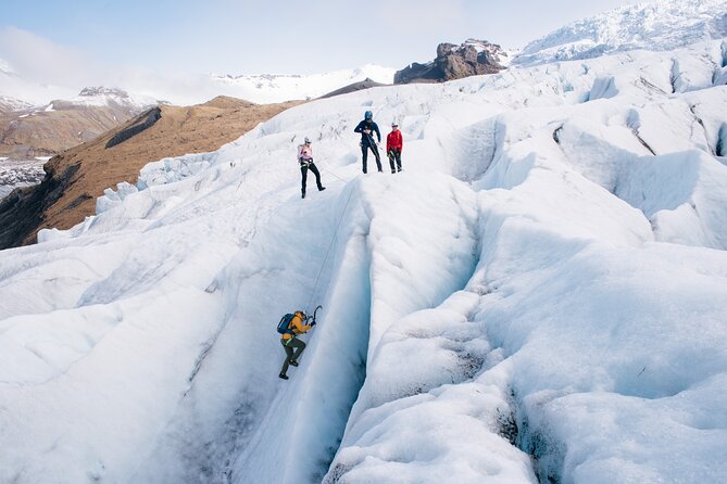 Glacier Xtreme: Vatnajökull Ice Climbing + Hike from Skaftafell - The hike across ice, rock, and changing ground