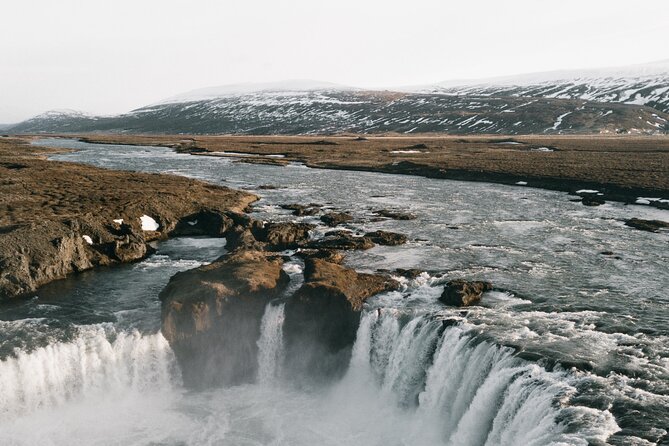 Godafoss Waterfall & Turf House Half-Day Tour from Akureyri Port - Should you book the Godafoss and Laufás trip?
