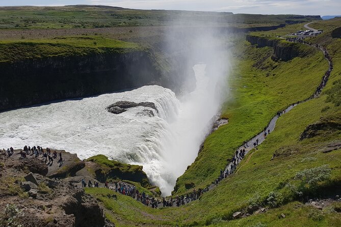 Golden Circle and Kerid Volcanic Crater Small-Group Day Tour - Weather, walking, and what to pack