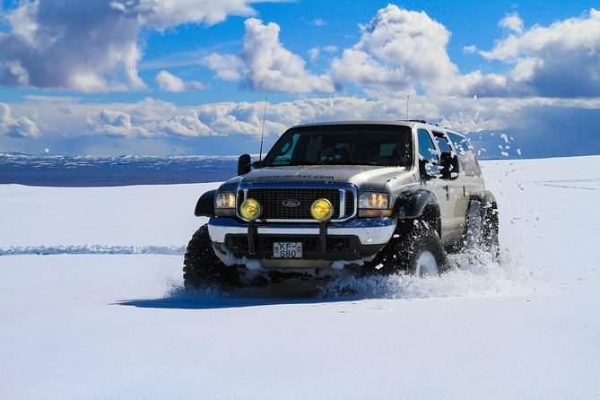 Golden Circle Glacier Super Jeep Tour / guided private tour - Laugarvatn and the road to Geysir