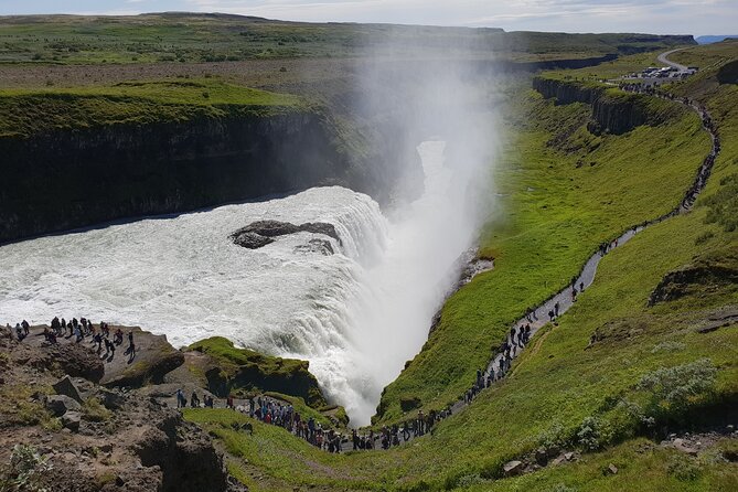 Golden Circle, Kerid Crater & Geothermal Lagoon -Small Group Tour - Choosing between Blue Lagoon and Hvammsvík