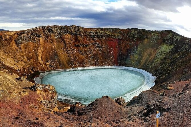 Golden Circle, Kerid Crater & Geothermal Lagoon -Small Group Tour - Guides can shape the entire day