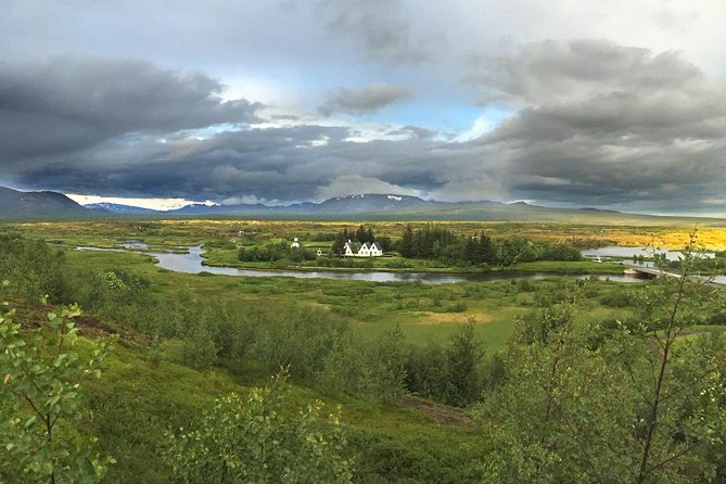 Golden Circle & Secret Lagoon & Friðheimar (lunch included) - PRIVATE TOUR - Secret Lagoon: a quiet way to end the route