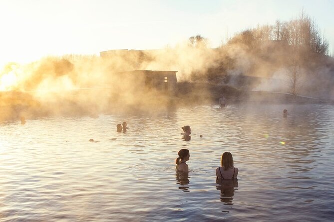Golden Circle, Secret Lagoon & Friðheimar (Small Group) - What the small group changes