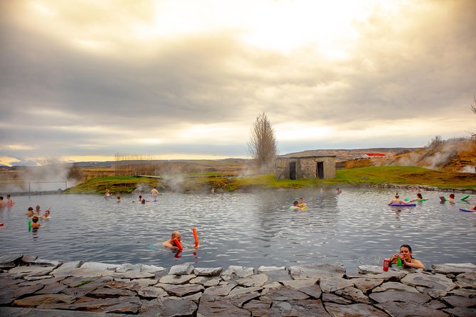 Golden Circle, Secret Lagoon & Kerið Small Group Tour - Geysir, with an eruption every few minutes