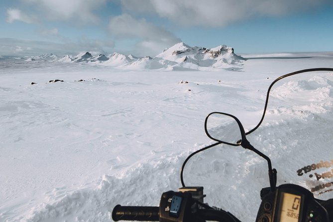 Golden Circle Super Jeep Tour and Snowmobiling from Reykjavik - Why this Golden Circle day is different