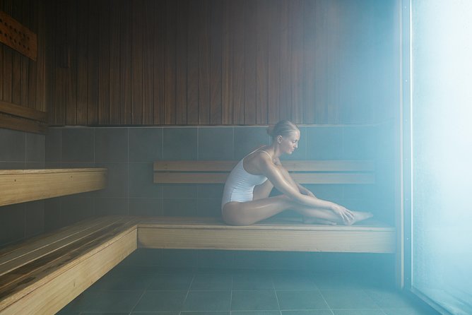 Golden Circle Tour Including Blue Lagoon Admission from Reykjavik - Blue Lagoon: a warm finish after a cold day