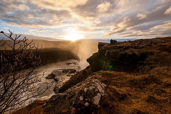 Golden Circle, Volcano Crater and Blue Lagoon Small-Group Tour - Kerið Crater: a short but striking volcanic stop