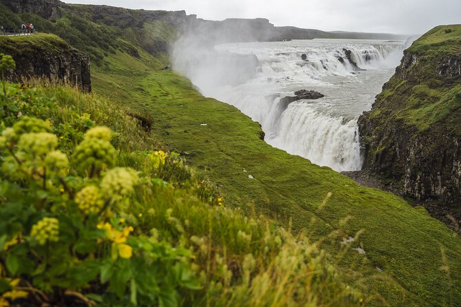 Golden Circle with Kerid Crater & Local Farm Visit in Small Group - Geysir and the regular burst of Strokkur