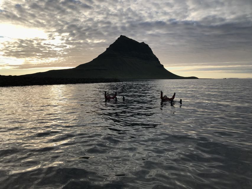 Grundarfjörður: Midnight Sun Kayaking Adventure - Who should book this kayaking trip?