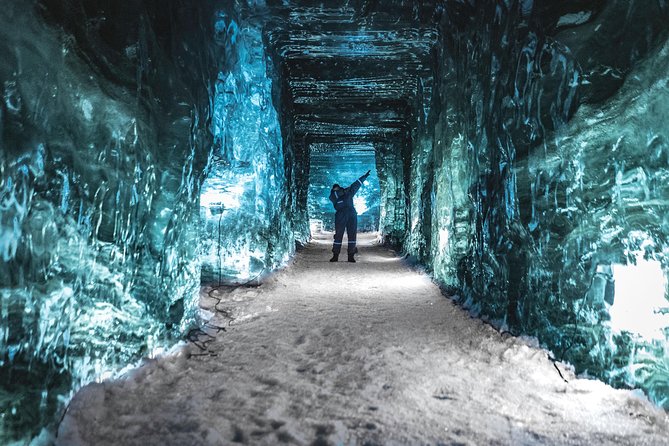 Ice Cave and Snowmobile Tour from Gullfoss - From Gullfoss Falls into Iceland’s highlands