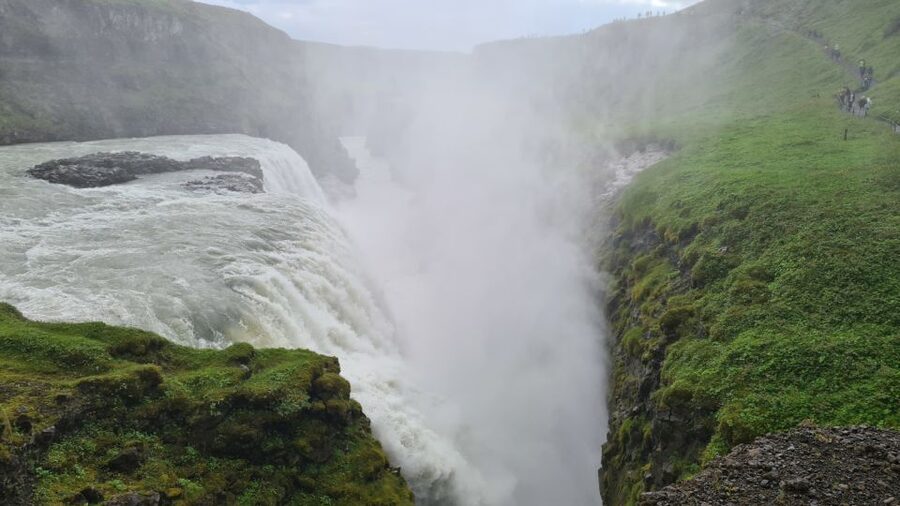 Iceland: 3-Day Golden Circle, South Coast, & Glacier Tour - Accommodation, group size, and comfort