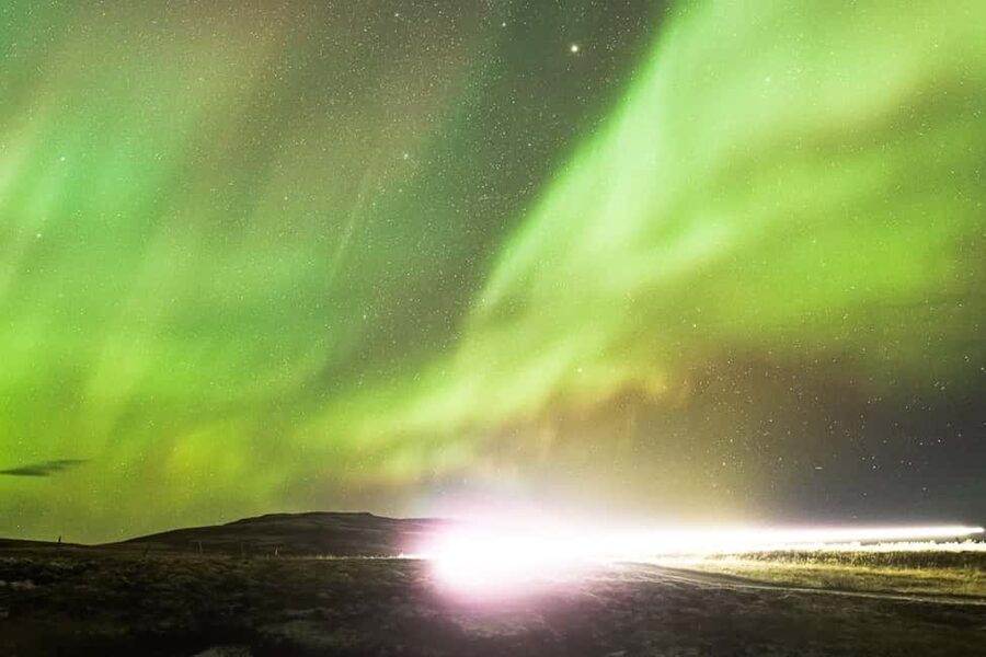 Iceland: Northern Lights Bus Tour from Reykjavik - The free retry is the tour’s best safety net