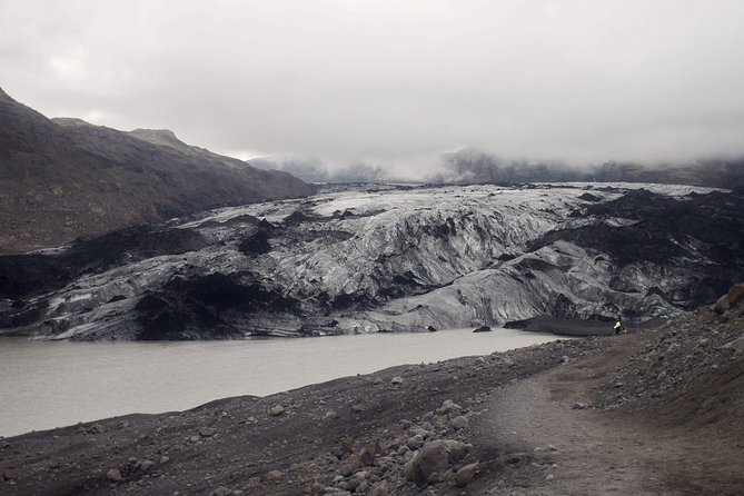 Iceland's south coast G spots - Skogafoss: the waterfall with scale and sound