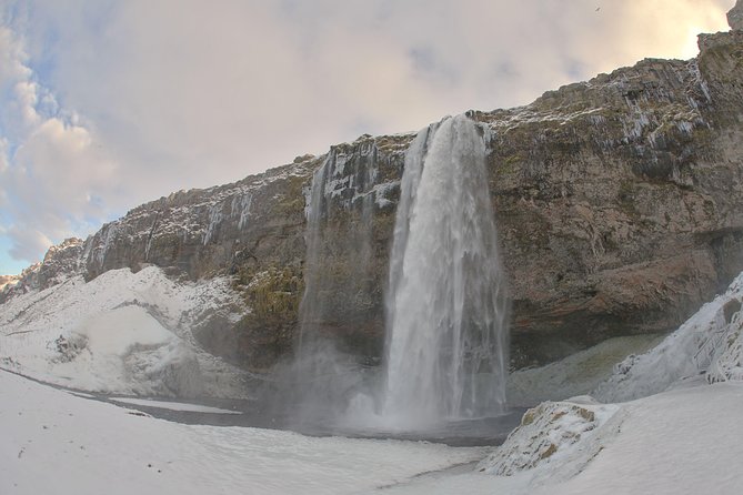 Iceland's south coast G spots - Dyrholaey and the high view over the coast