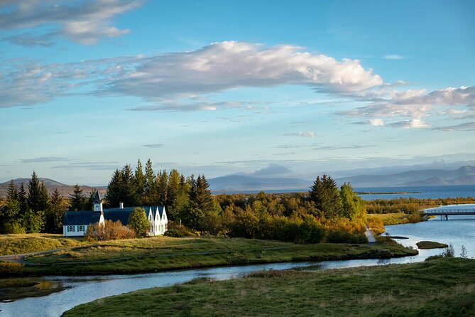 Iceland Stopover: The Golden Circle Day Tour - Price, pickup, and what you need to bring