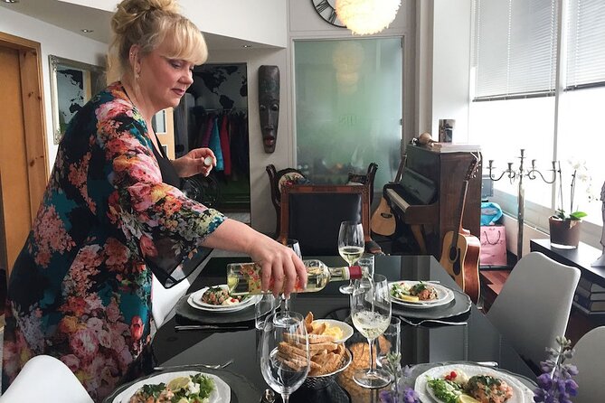 Icelandic Cooking Class in Downtown Reykjavik with Musical Hosts - A home kitchen instead of a standard food tour