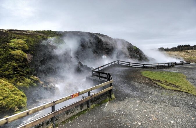 Into the Glacier: Langjökull Ice Cave Day Tour from Reykjavík - What this Langjökull day tour is really like