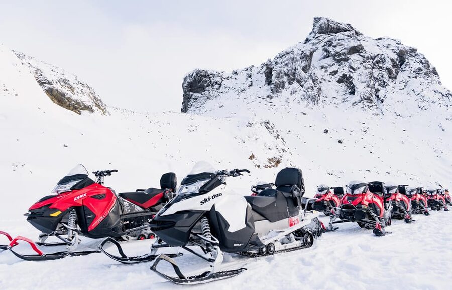 Into the Glacier: Snowmobile + Langjökull Ice Tunnel Combo - The ride toward the glacier snowline