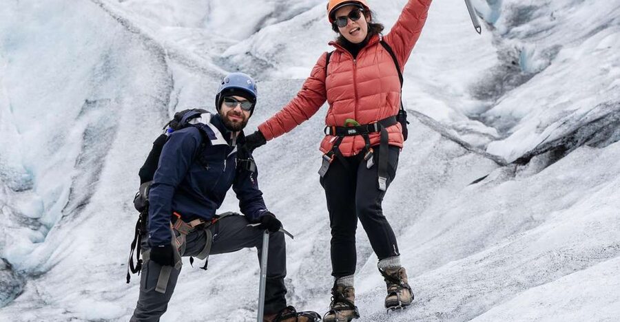 Jökulsárlón: Glacier Hike, Ice Cave, and Photoshoot Package - Starting beside Jökulsárlón in a Super Jeep